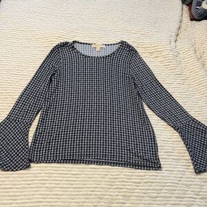 Michael Kors Black and White Houndstooth Bell Long-Sleeve Top